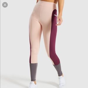Gymshark Other - Gymshark sports bra and leggings set Gymshark Other - Gymshark sports bra and leggings set